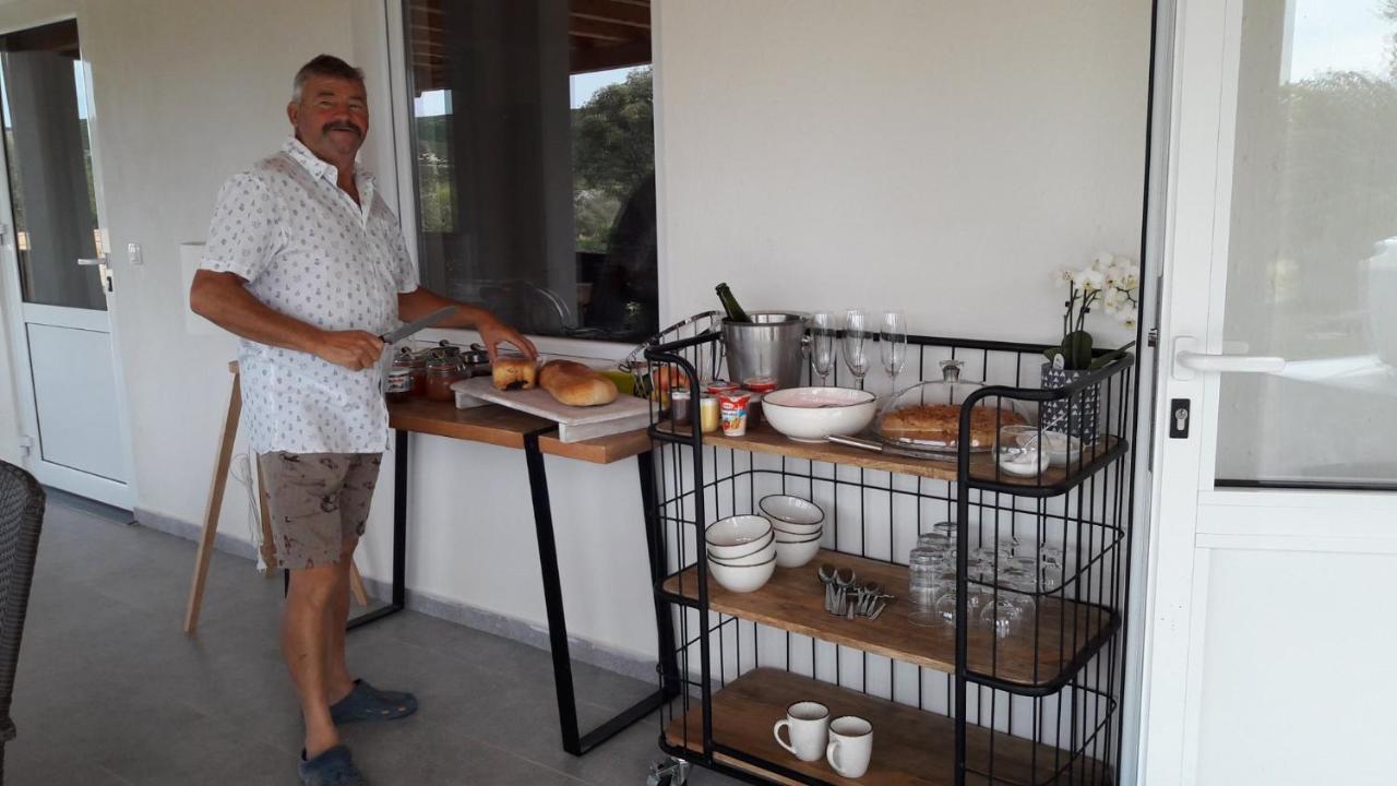 Hotel B&B Mama Mia Obrovac Ngoại thất bức ảnh